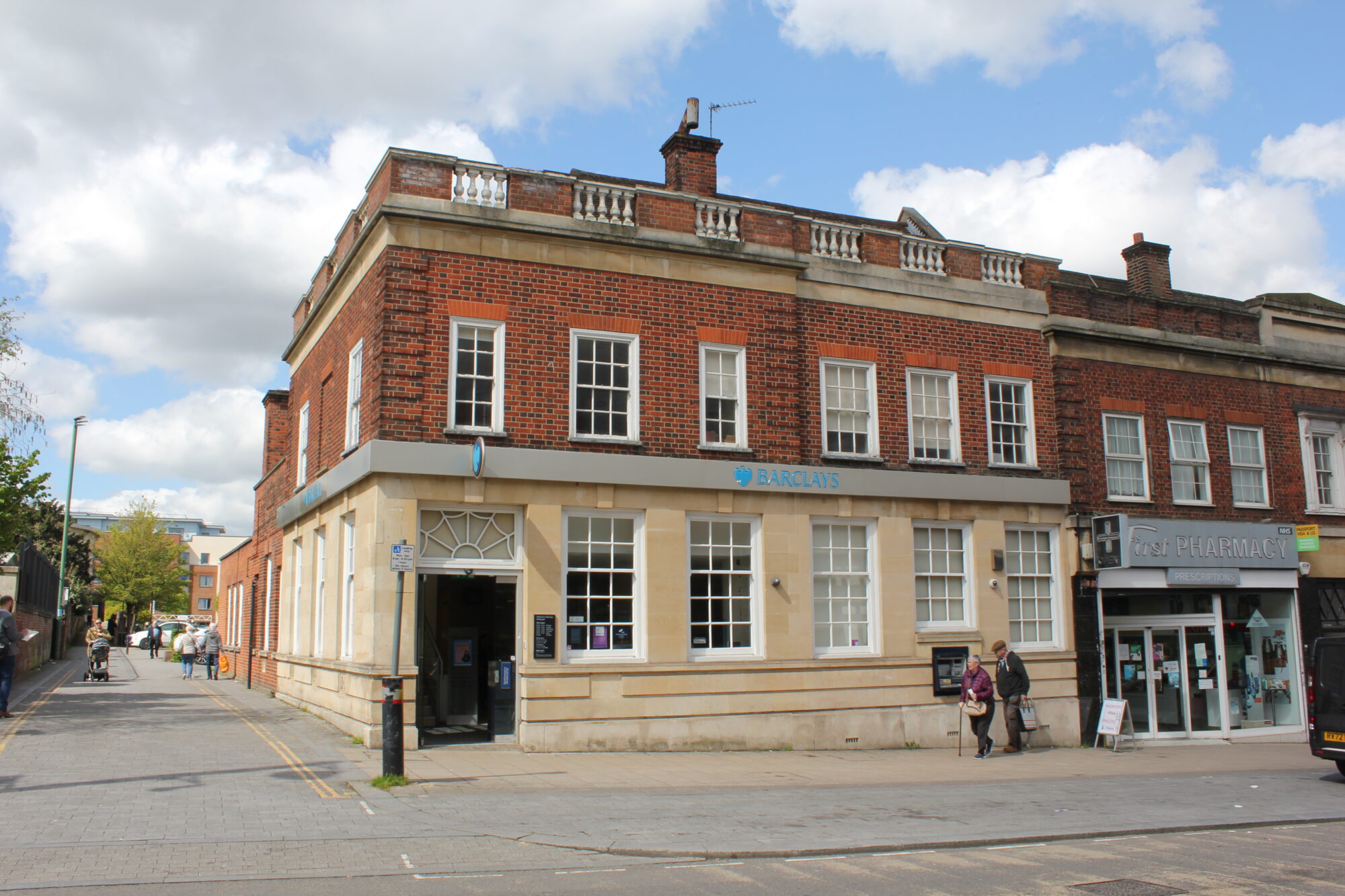 110112 Woodcote Road, Wallington, Surrey, SM6 0LY Substantial two