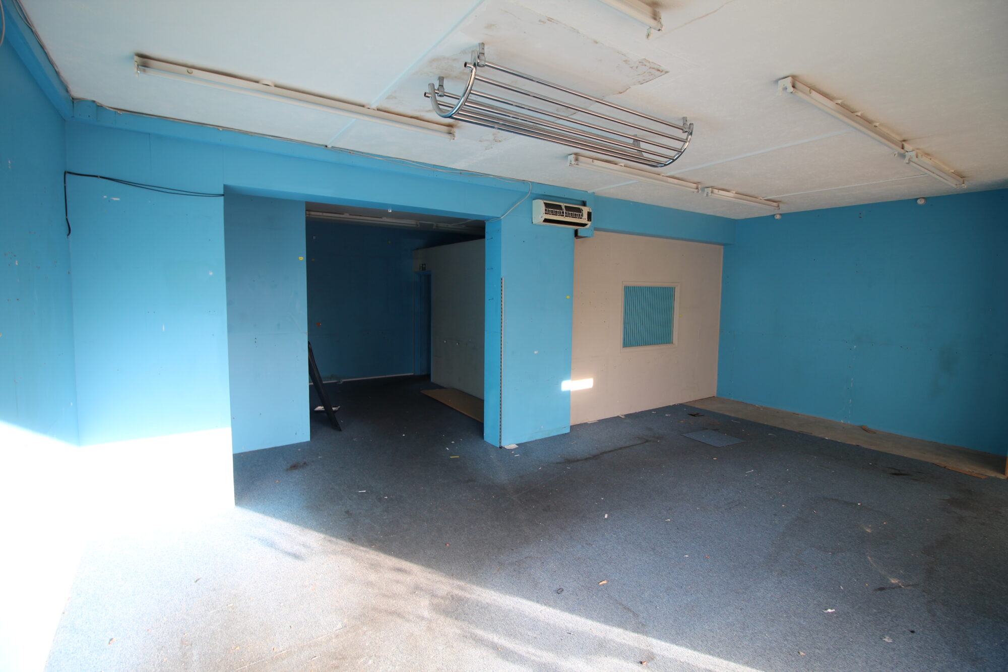 To Let 1, 3 & 5 Further Green Road SE6 1LE Well positioned retail shop